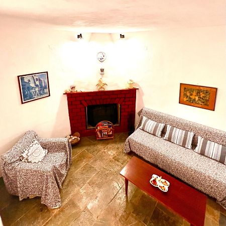 Stefanos Apartments By Sv Alians アギオス・ゴルディオス エクステリア 写真