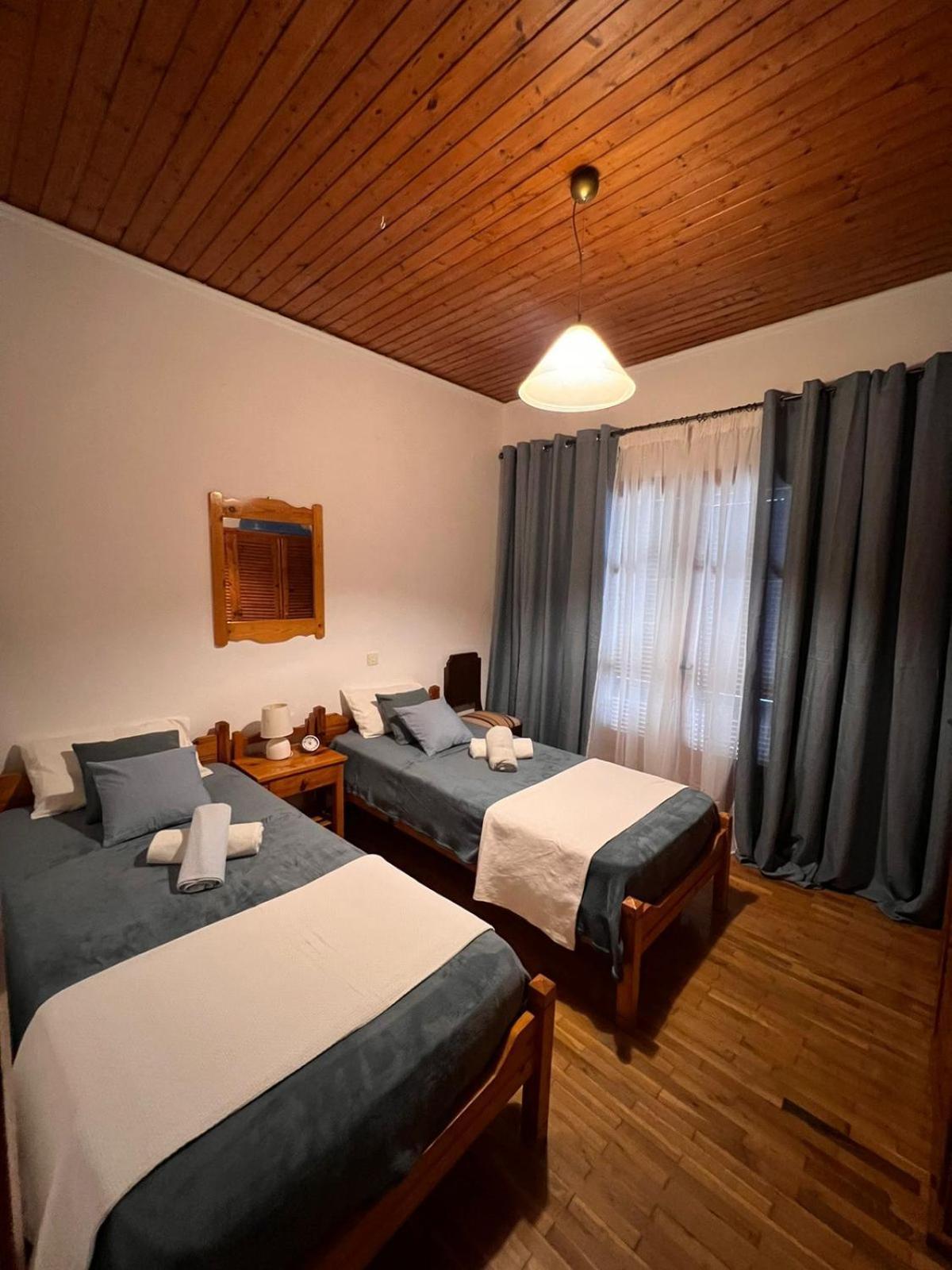 Stefanos Apartments By Sv Alians アギオス・ゴルディオス エクステリア 写真