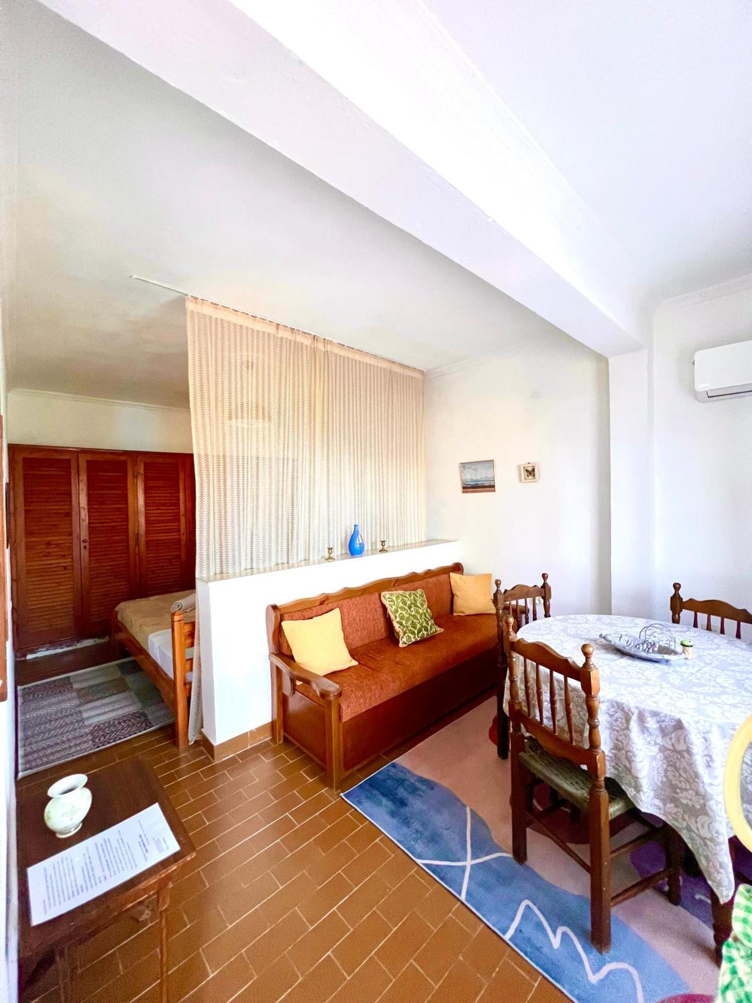 Stefanos Apartments By Sv Alians アギオス・ゴルディオス エクステリア 写真